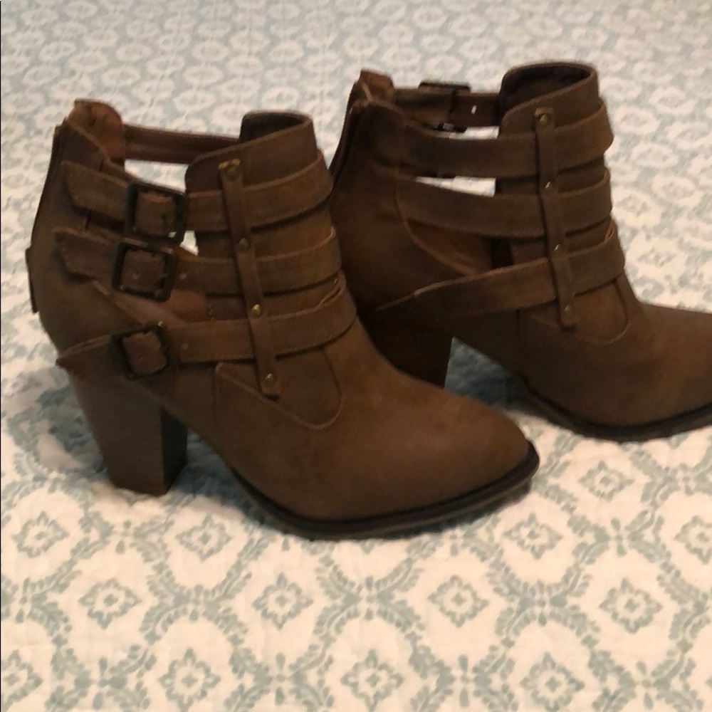 Booties - Picture 2 of 6